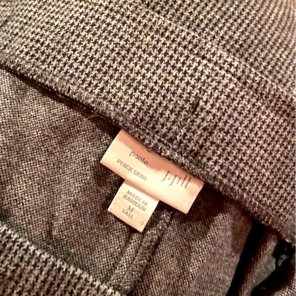 Pointe Pencil Skirt J. Jill - Picture 3 of 3